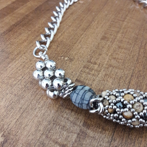 Pam Hiram Earthy/Anthropology Necklace - Picture 9 of 10